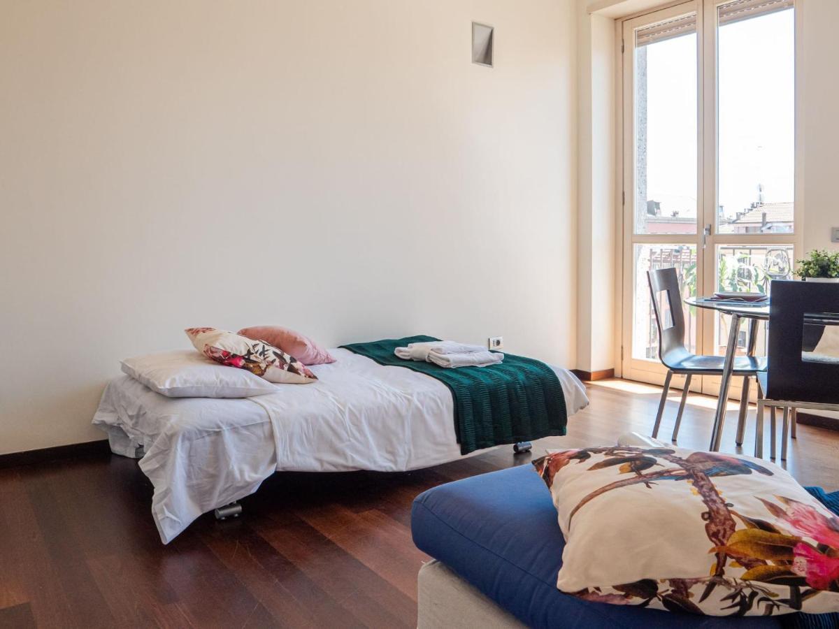 The Best Rent - Bright Two Rooms Apartment Near Cattolica University Milano Eksteriør billede